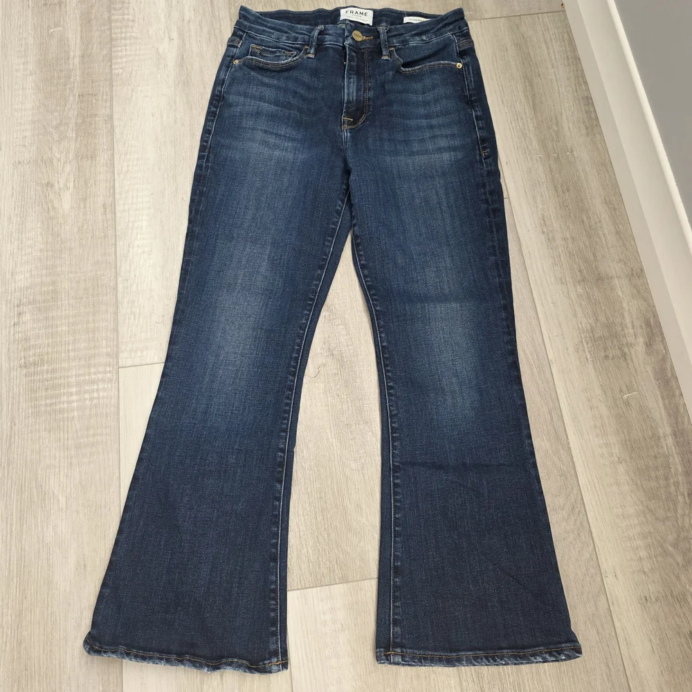 FRAME Le Crop Mini Boot Jeans Size 27 Dark Wash High Rise Flare Denim - Picture 3 of 16
